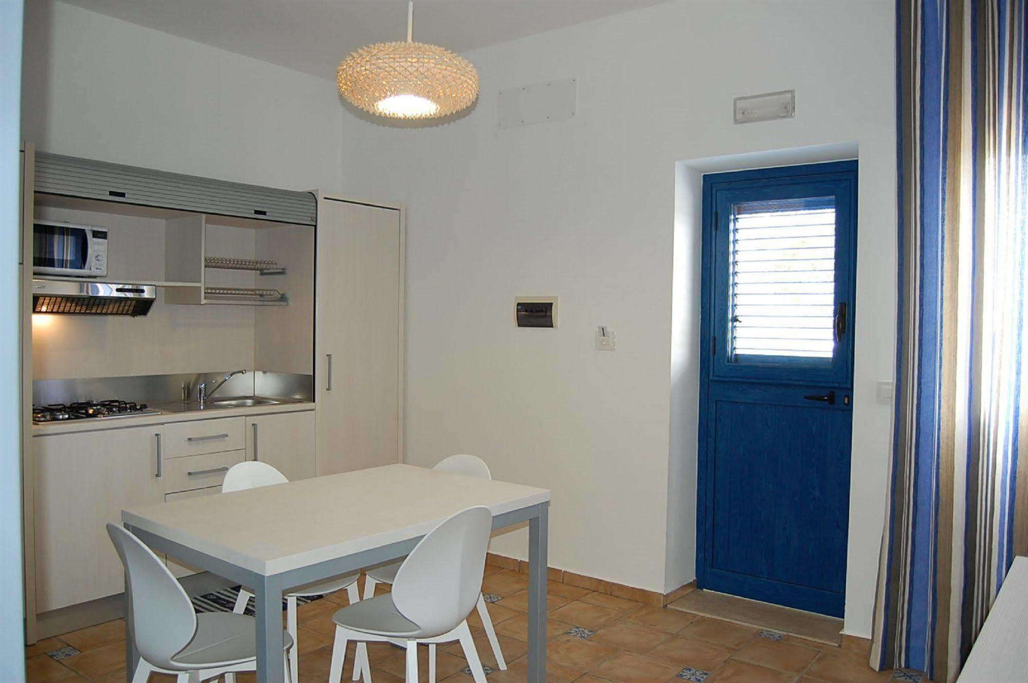 Petruso Resort Balestrate Extérieur photo